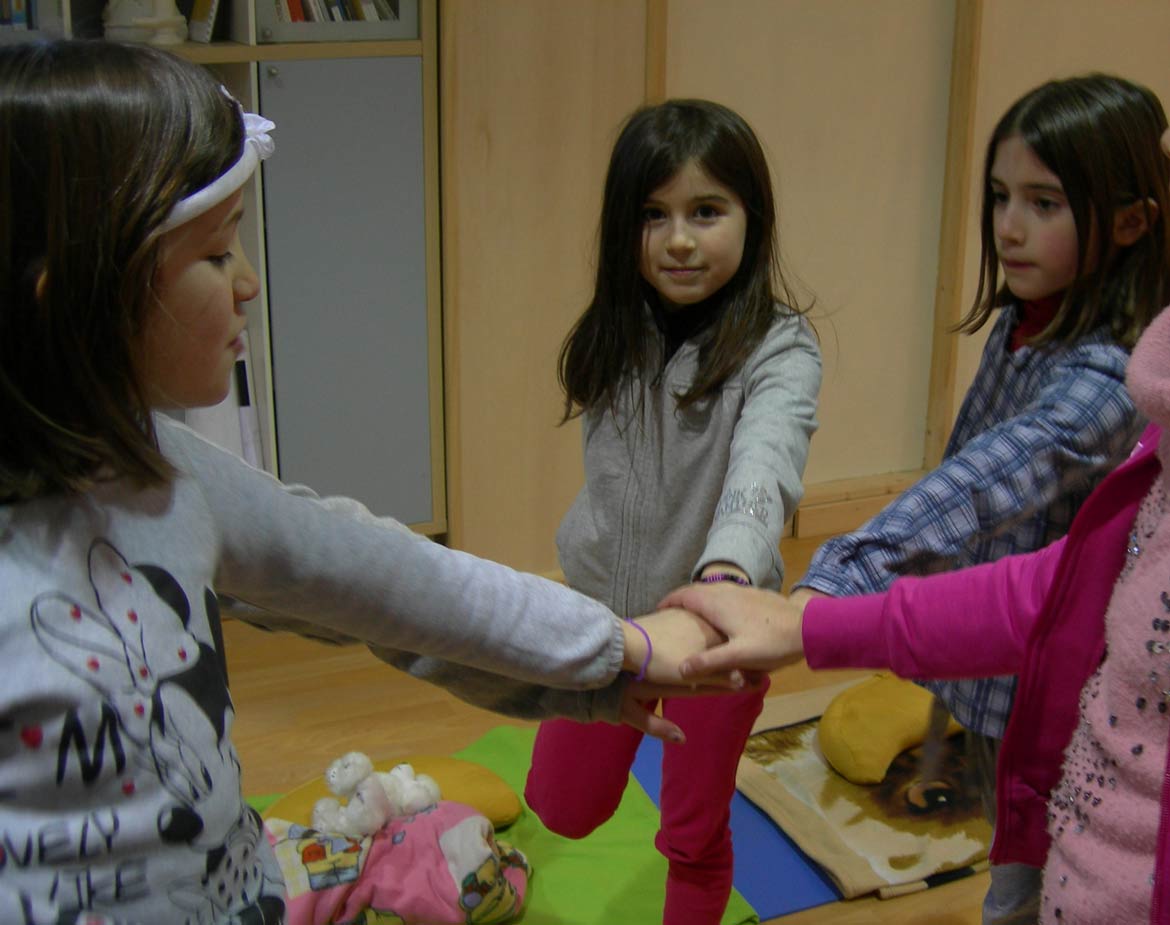 bambini-yoga.jpg